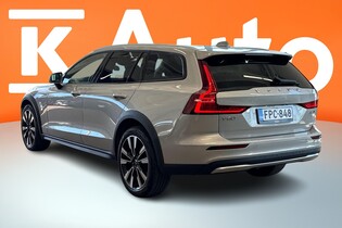 Volvo V60 Cross Country vaihtoauto