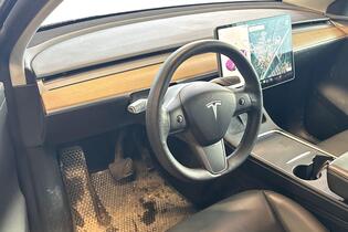 Tesla Model Y vaihtoauto