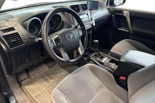 Toyota Land Cruiser vaihtoauto