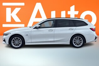 BMW 330 vaihtoauto
