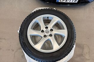 Volvo V40 Cross Country vaihtoauto