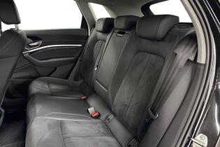 Audi Q8 e-tron vaihtoauto