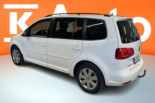 Volkswagen Touran vaihtoauto