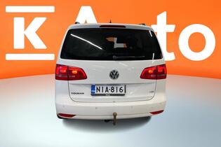 Volkswagen Touran vaihtoauto