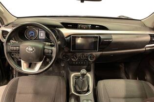 Toyota Hilux vaihtoauto