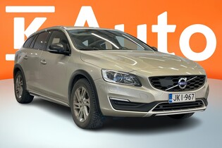 Volvo V60 Cross Country vaihtoauto