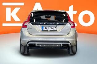 Volvo V60 Cross Country vaihtoauto