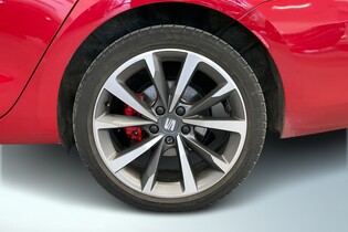 SEAT Leon Sportstourer vaihtoauto