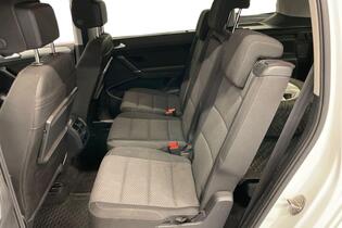 Volkswagen Touran vaihtoauto