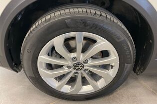 Volkswagen T-Roc vaihtoauto