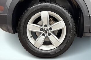 Volkswagen T-Roc vaihtoauto