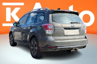 Subaru Forester vaihtoauto