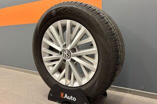 Volkswagen T-Roc vaihtoauto