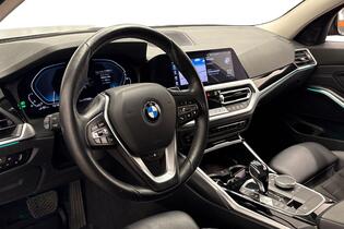 BMW 330 vaihtoauto