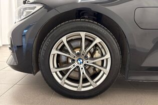 BMW 330 vaihtoauto