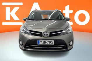 Toyota Verso vaihtoauto