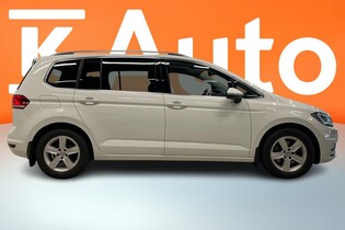 Volkswagen Touran vaihtoauto