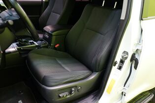 Toyota Land Cruiser vaihtoauto