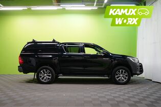 Toyota Hilux vaihtoauto