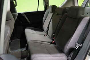 Toyota Land Cruiser vaihtoauto