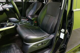 Nissan Navara vaihtoauto