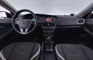 Volvo V40 Cross Country vaihtoauto