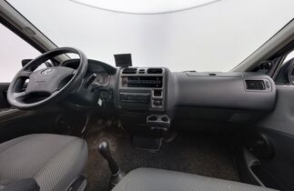 Toyota Hiace vaihtoauto