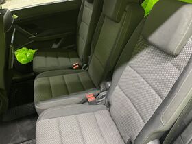 Volkswagen Touran vaihtoauto