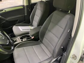 Volkswagen Touran vaihtoauto