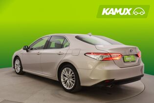 Toyota Camry vaihtoauto