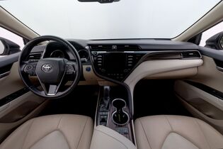 Toyota Camry vaihtoauto