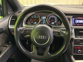 Audi Q7 vaihtoauto