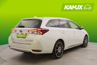 Toyota Auris vaihtoauto