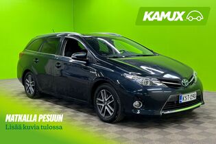 Toyota Auris vaihtoauto