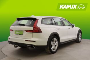 Volvo V60 Cross Country vaihtoauto