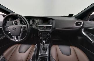 Volvo V40 Cross Country vaihtoauto
