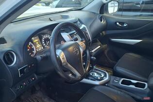 Nissan Navara vaihtoauto