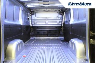 Nissan Primastar vaihtoauto