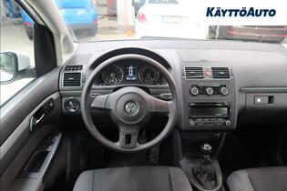 Volkswagen Touran vaihtoauto