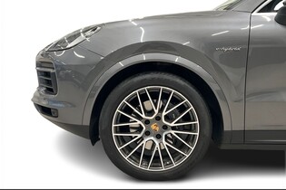 Porsche Cayenne vaihtoauto