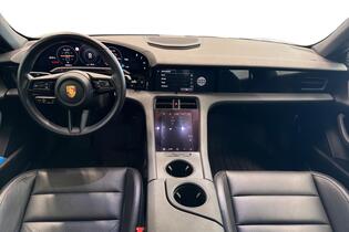 Porsche Taycan vaihtoauto