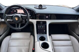 Porsche Taycan vaihtoauto