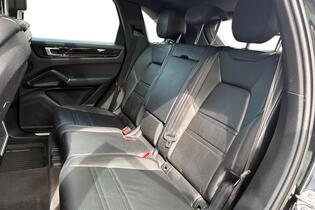 Porsche Cayenne vaihtoauto