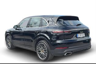 Porsche Cayenne vaihtoauto