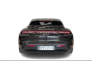 Porsche Taycan vaihtoauto