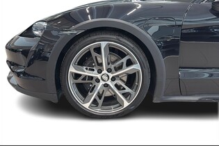 Porsche Taycan vaihtoauto