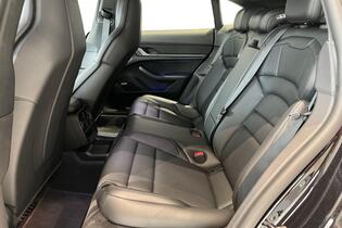 Porsche Taycan vaihtoauto