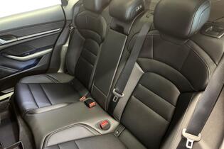 Porsche Taycan vaihtoauto