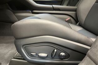 Porsche Taycan vaihtoauto