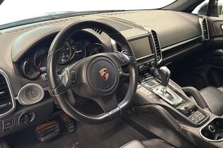 Porsche Cayenne vaihtoauto